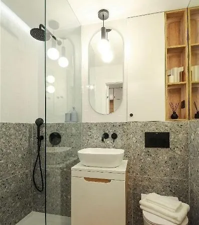 Apartment Designer With Bedroom Near Old Town Dubois *