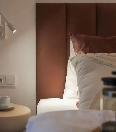 Designer With Bedroom Near Old Town Dubois Apartment